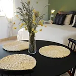בית נופש Small Stone House In A Quiet Place Island Solta סטומורסקה